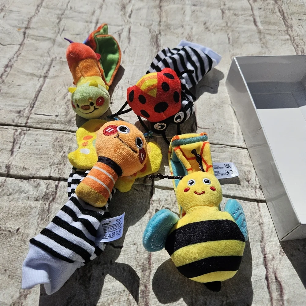 Infinno‎ Baby Wrist Rattle Socks and Foot Finder Set, Perfect Baby Toys for 0-12
